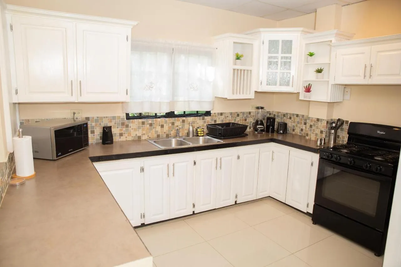 Port of Spain Stacys Place #1 2 Bedroom Apartment  Port of Spain