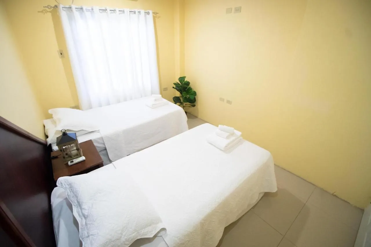 Port of Spain Stacys Place #1 2 Bedroom Apartment טרינידד וטובגו