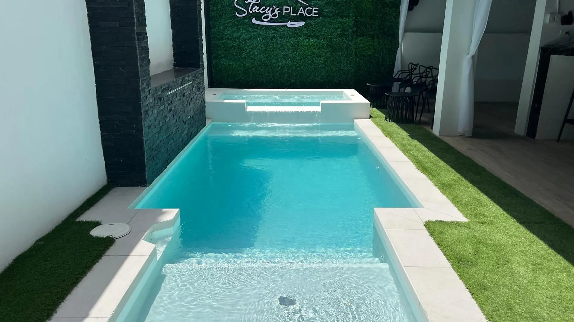 Port of Spain Stacys Place #1 2 Bedroom Apartment