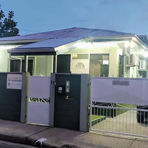 2* Couette-café Woodbrook On The Avenue